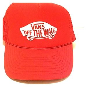 Vans "Off The Wall" Red Hat